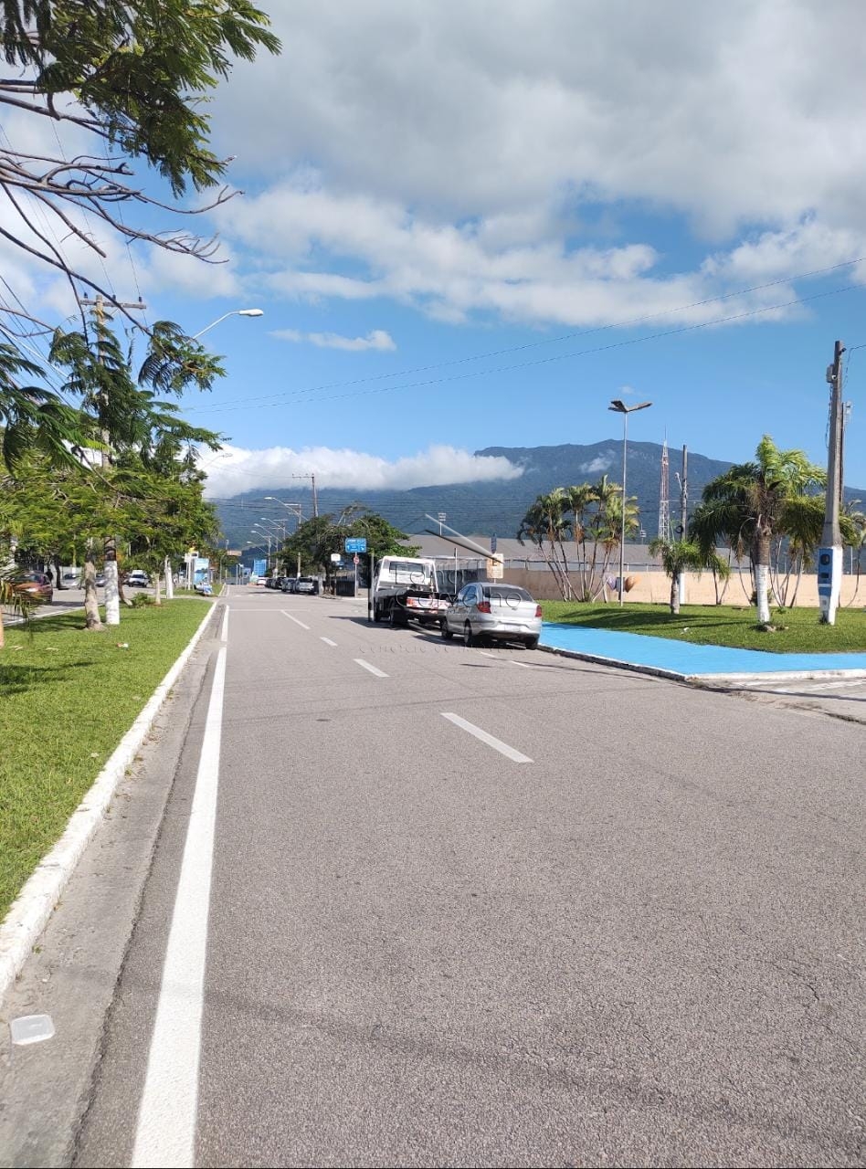 Excelente ponto comercial para venda definitiva no centro de são sebastião bem proximo a balsa e a praça de eventos