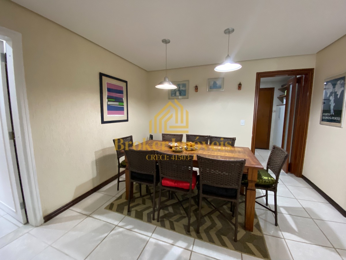 Lindo apartamento bem amplo na melhor localização entre a pr