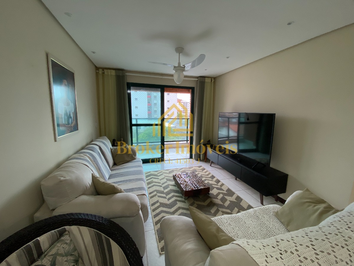 Lindo apartamento bem amplo na melhor localização entre a pr