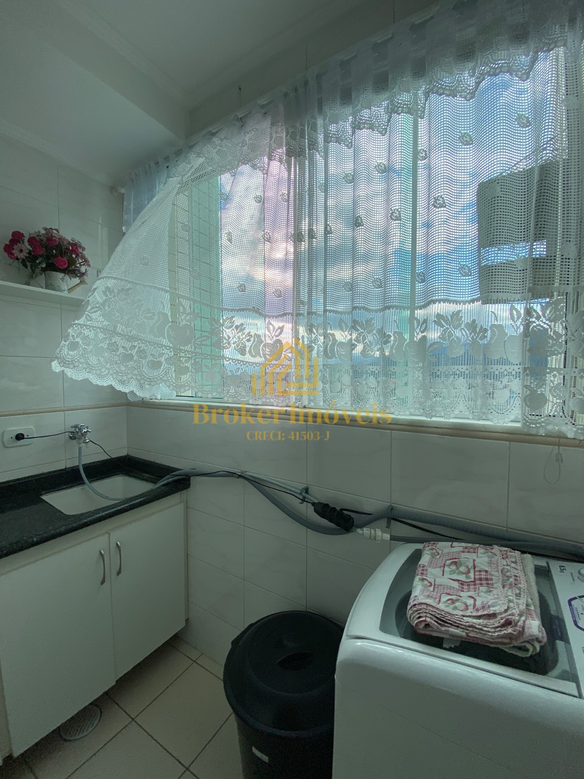 Apartamento no indaiá Frente mar no condomínio Atlântico Norte No Indaiá