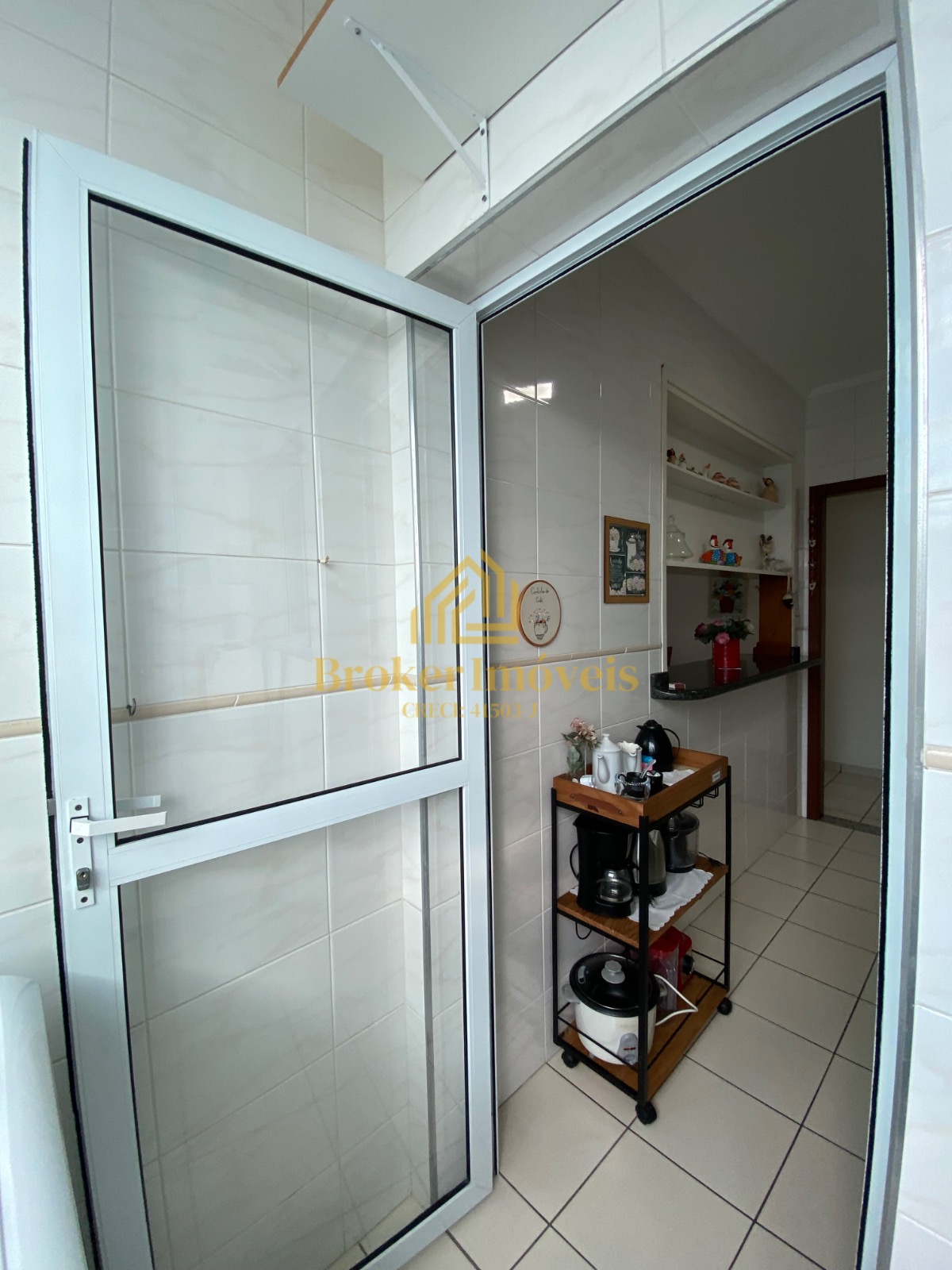 Apartamento no indaiá Frente mar no condomínio Atlântico Norte No Indaiá