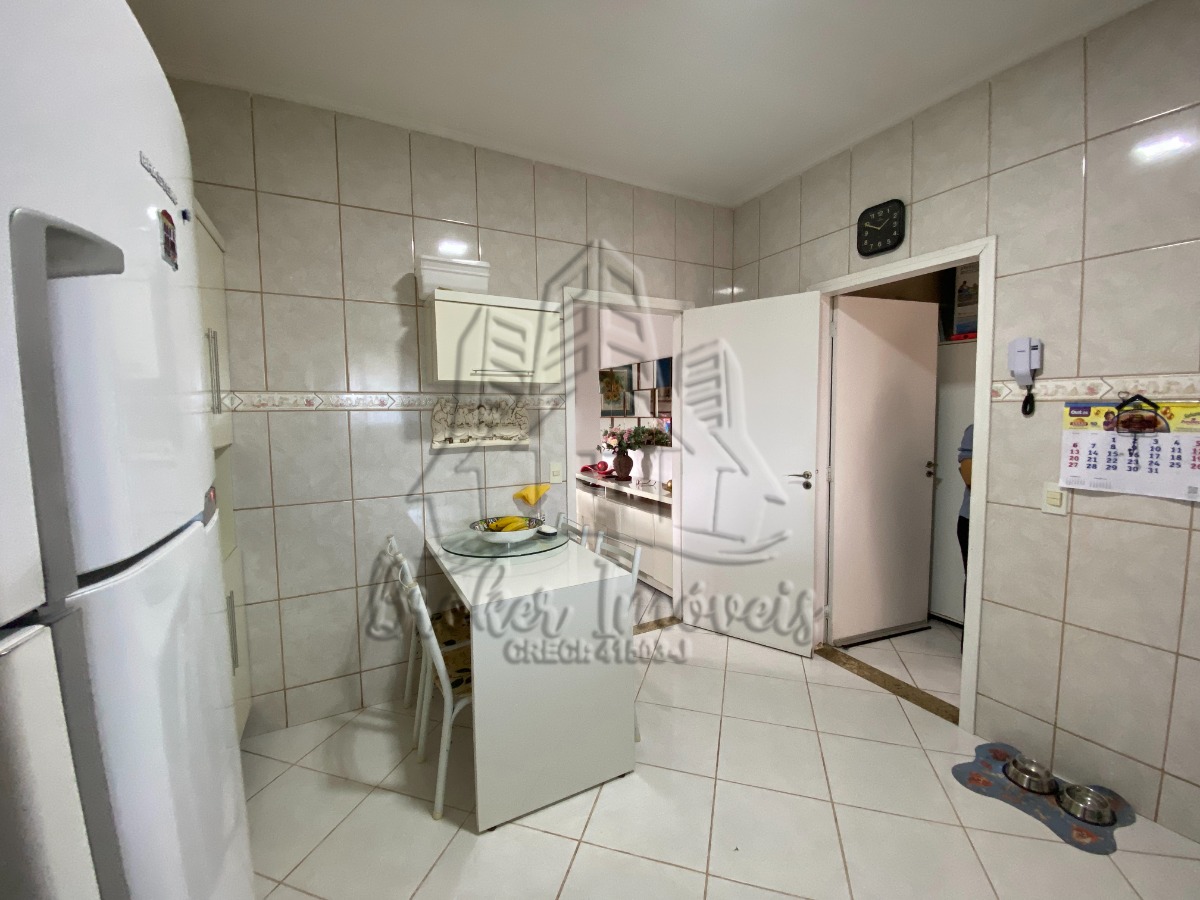 Oportunidade de casa ampla bem pertinho do centro da cidade 