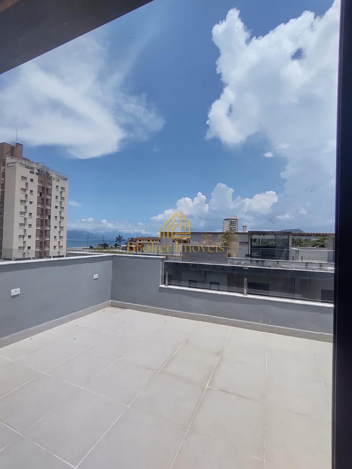Triplex dos Sonhos na Praia do Massaguaçu Caraguatatuba!
